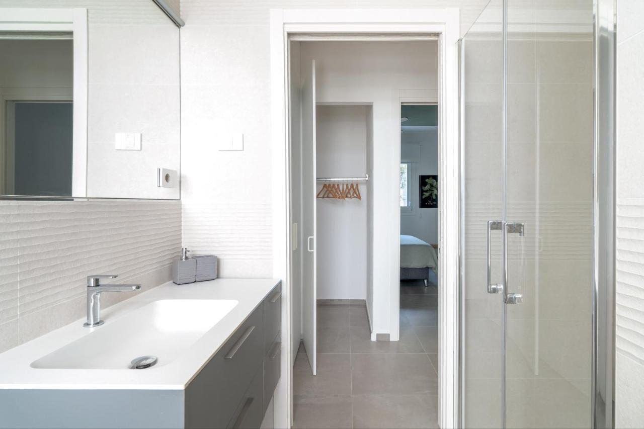 Appartement Louxory Accomodation Cagliari Extérieur photo