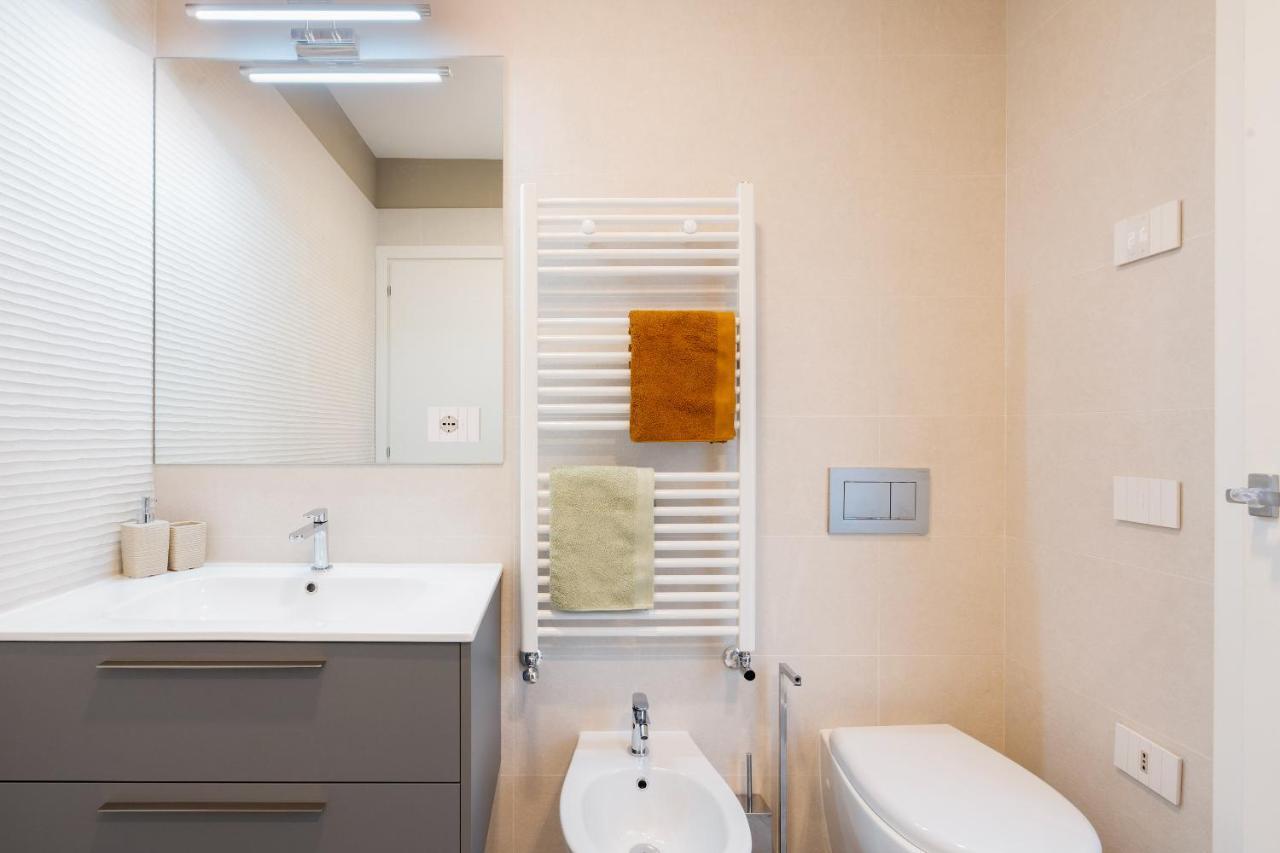 Appartement Louxory Accomodation Cagliari Extérieur photo