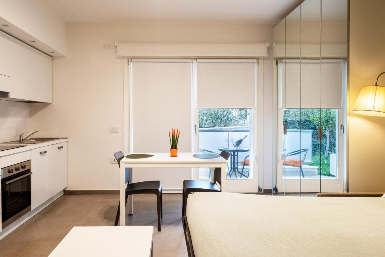 Appartement Louxory Accomodation Cagliari Extérieur photo